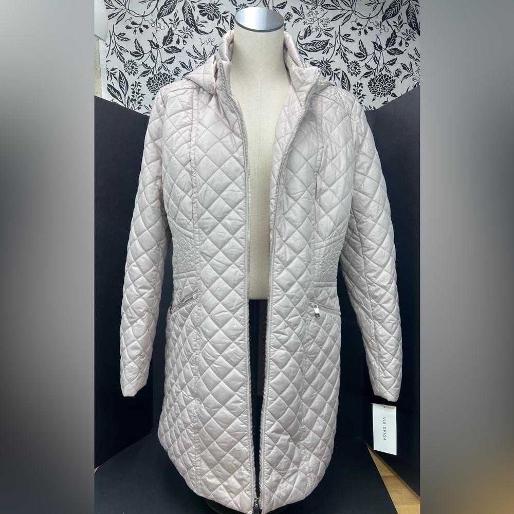 Brand new  with tag Via Spiga's quilted coat is a cozy essential size Large - Picture 2 of 16
